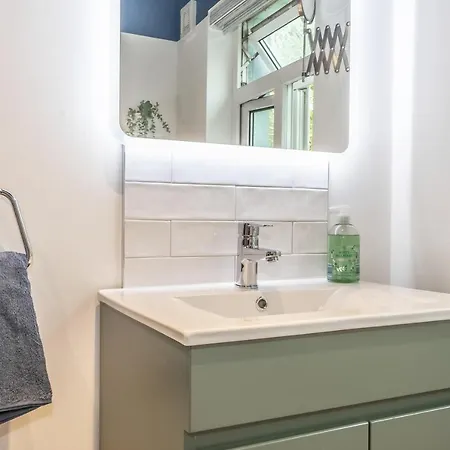 別荘 Historic Hideaway *